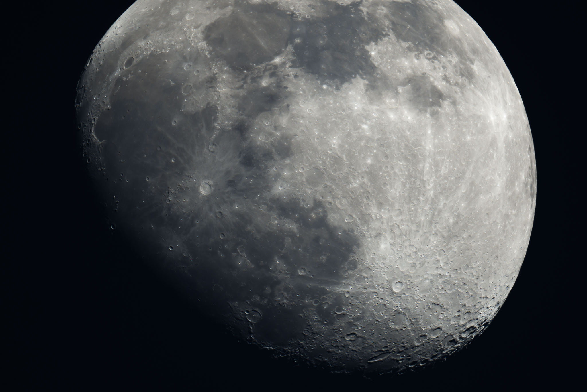 Moon-Edfe-8-2.jpg